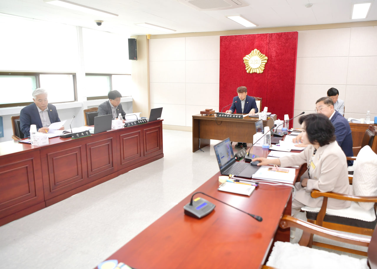 제284회 문경시의회 임시회 상임위원회 활동