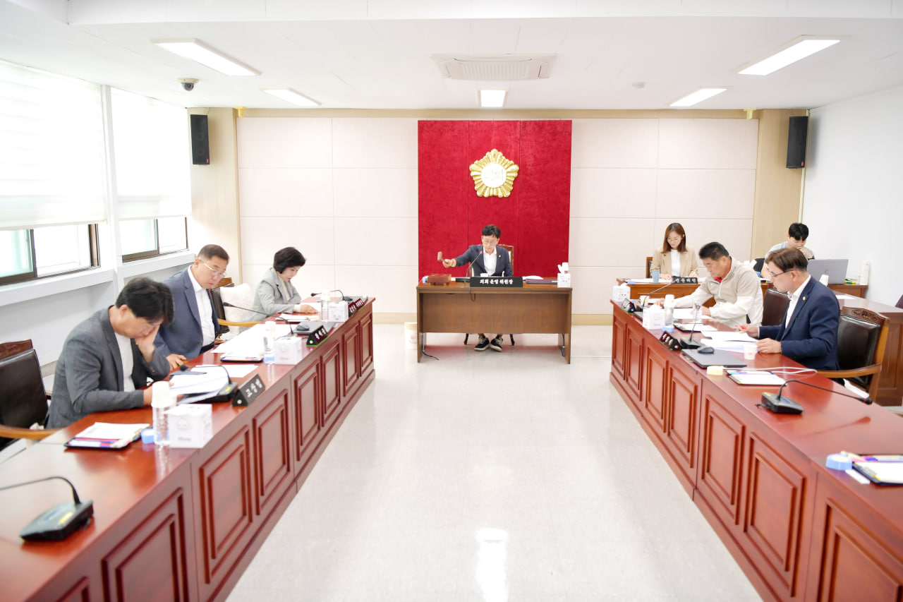 제284회 문경시의회 임시회 폐회중 운영위원회