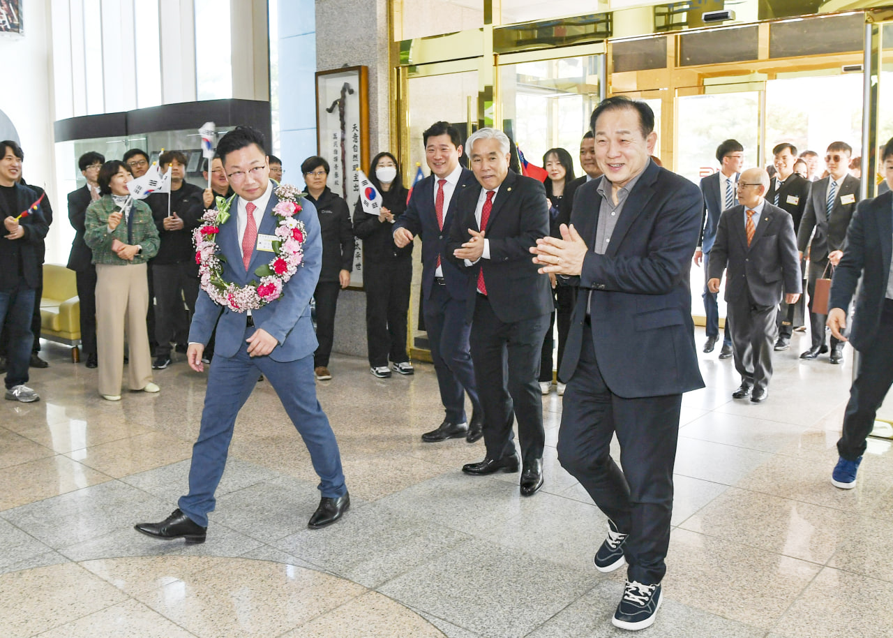 '대만 운림JC 문경시 방문' 게시글의 사진(3) 'photo_3_2025-03-19_09-21-15.jpg' '대만 운림JC 문경시 방문' 게시글의 사진(3) 'photo_3_2025-03-19_09-21-15.jpg'