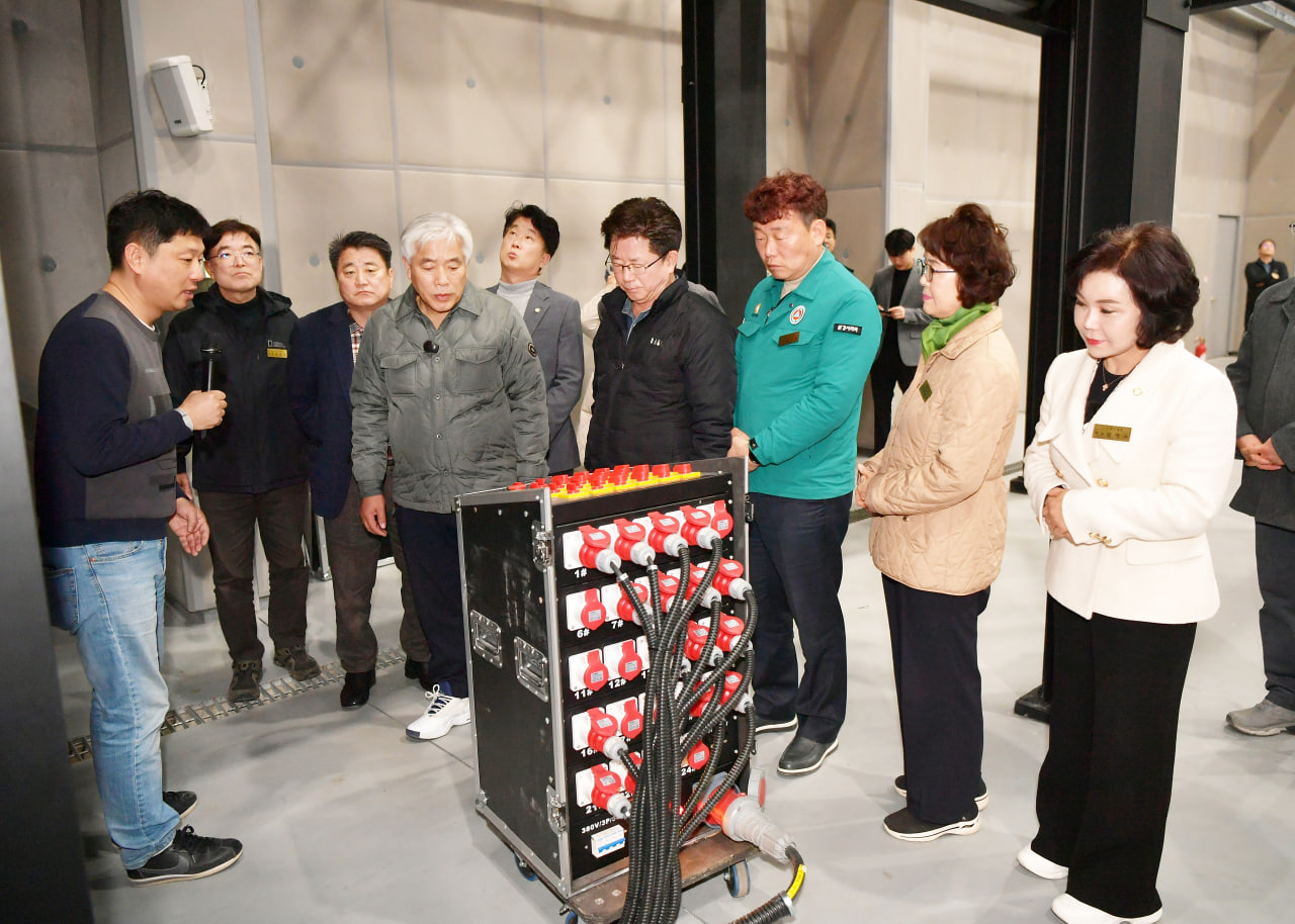 '제283회 임시회 상임위원회 - 주요사업장 현장 답사4' 게시글의 사진(7) 'photo_3_2025-03-04_20-12-50.jpg' '제283회 임시회 상임위원회 - 주요사업장 현장 답사4' 게시글의 사진(7) 'photo_3_2025-03-04_20-12-50.jpg'