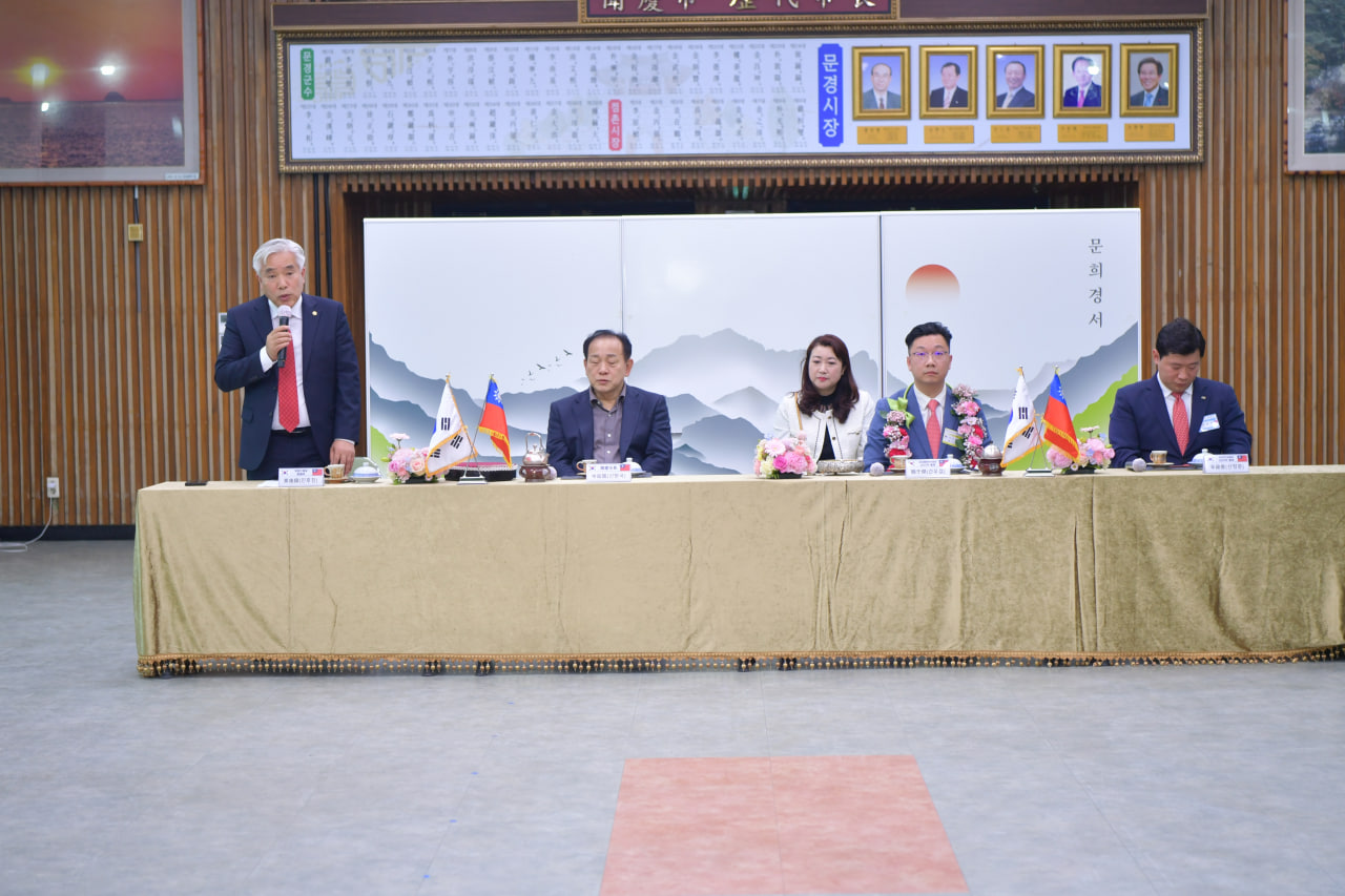 '대만 운림JC 문경시 방문' 게시글의 사진(5) 'photo_12_2025-03-19_09-21-15.jpg' '대만 운림JC 문경시 방문' 게시글의 사진(5) 'photo_12_2025-03-19_09-21-15.jpg'