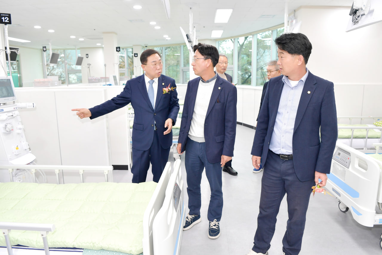 '시립문경요양병원 인공신장센터 개소식' 게시글의 사진(16) 'photo_19_2024-11-24_11-43-46.jpg' '시립문경요양병원 인공신장센터 개소식' 게시글의 사진(16) 'photo_19_2024-11-24_11-43-46.jpg'