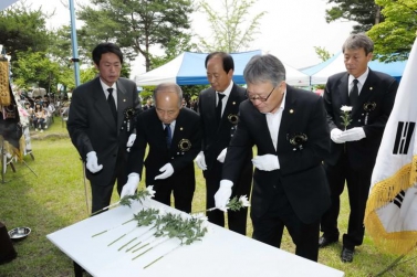 고 김용배장군 제60주기 추모제(2011. 7. 2 문경온천지구내)