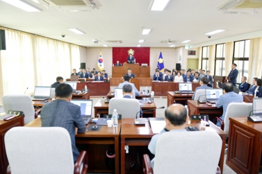 제217회 문경시의회 임시회 개회 및 상임위원회