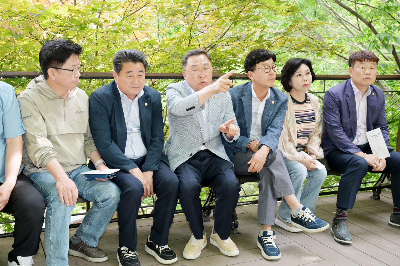 '화담숲 관광시설(모노레일) 견학' 게시글의 사진(11) 'photo_8_2025-06-08_16-55-54.jpg' '화담숲 관광시설(모노레일) 견학' 게시글의 사진(11) 'photo_8_2025-06-08_16-55-54.jpg'