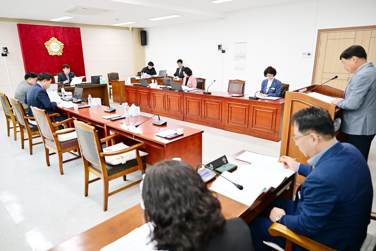 '제291회 문경시의회 임시회' 게시글의 사진(35) 'photo_2_2026-04-06_19-36-22.jpg'
