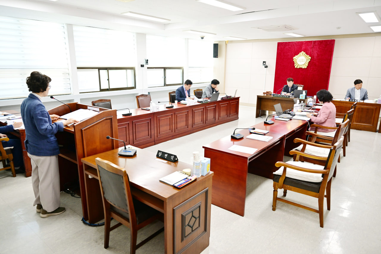 '제291회 문경시의회 임시회' 게시글의 사진(27) 'photo_1_2026-04-06_19-36-22.jpg'