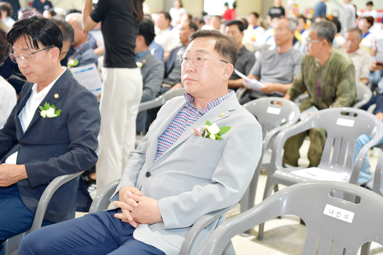 '농기계임대사업소 동로지점 개소식' 게시글의 사진(4) 'photo_1_2024-08-16_20-55-05.jpg' '농기계임대사업소 동로지점 개소식' 게시글의 사진(4) 'photo_1_2024-08-16_20-55-05.jpg'