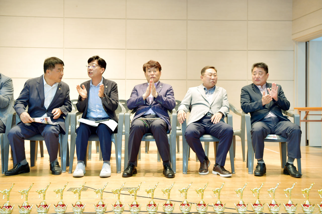 '제20회 경상북도지사기 생활체육합기도대회' 게시글의 사진(5) 'photo_4_2024-08-11_19-42-17.jpg' '제20회 경상북도지사기 생활체육합기도대회' 게시글의 사진(5) 'photo_4_2024-08-11_19-42-17.jpg'
