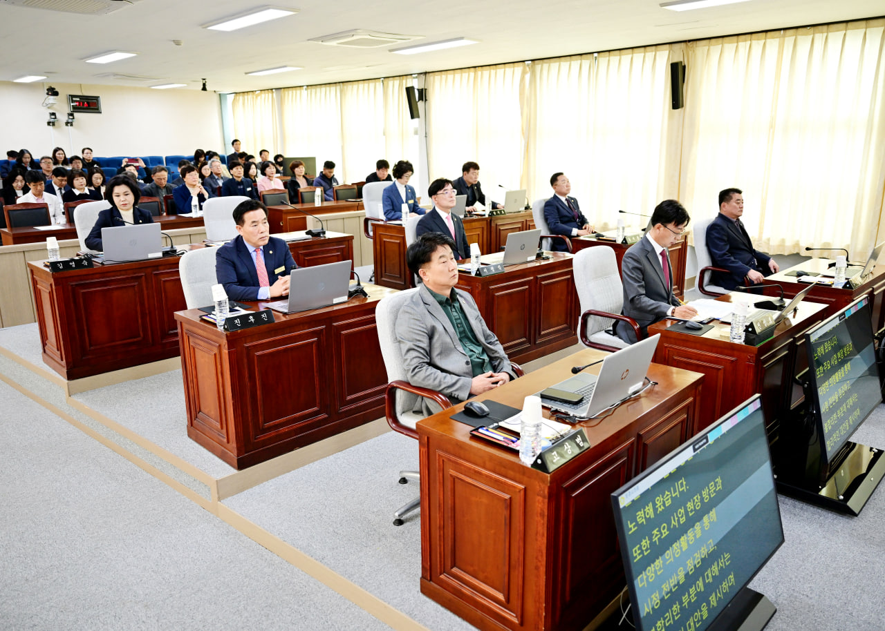 '제291회 문경시의회 임시회' 게시글의 사진(5) 'photo_6_2026-03-30_19-37-04.jpg'