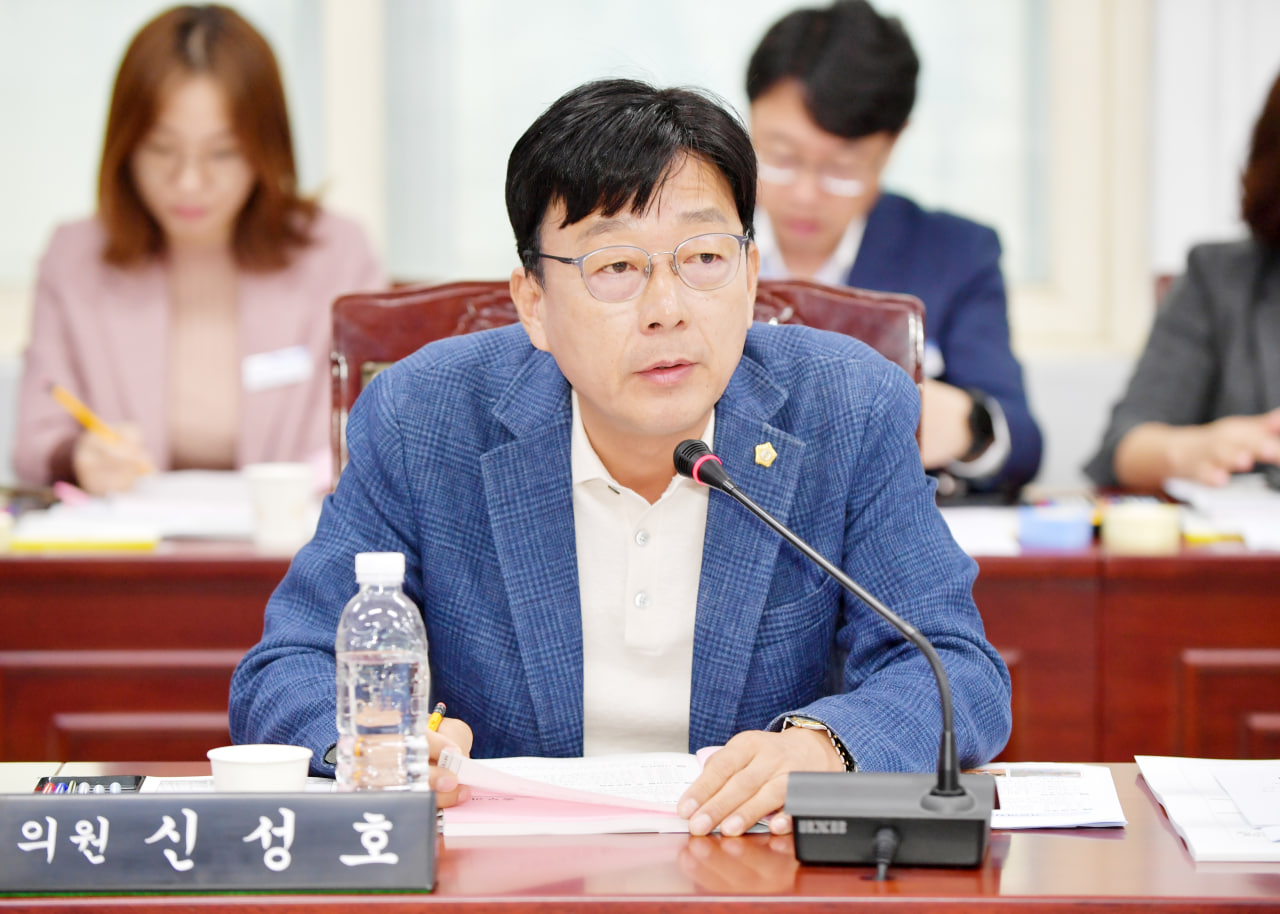 '10월 1차 의원협의회' 게시글의 사진(4) 'photo_9_2024-10-15_19-44-21.jpg' '10월 1차 의원협의회' 게시글의 사진(4) 'photo_9_2024-10-15_19-44-21.jpg'