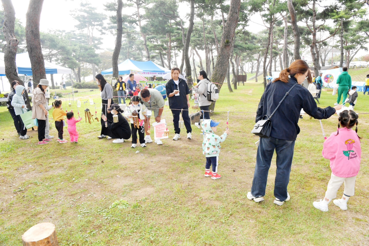 '제8회 숲 페스티벌' 게시글의 사진(11) 'photo_6_2024-10-14_09-23-57.jpg' '제8회 숲 페스티벌' 게시글의 사진(11) 'photo_6_2024-10-14_09-23-57.jpg'