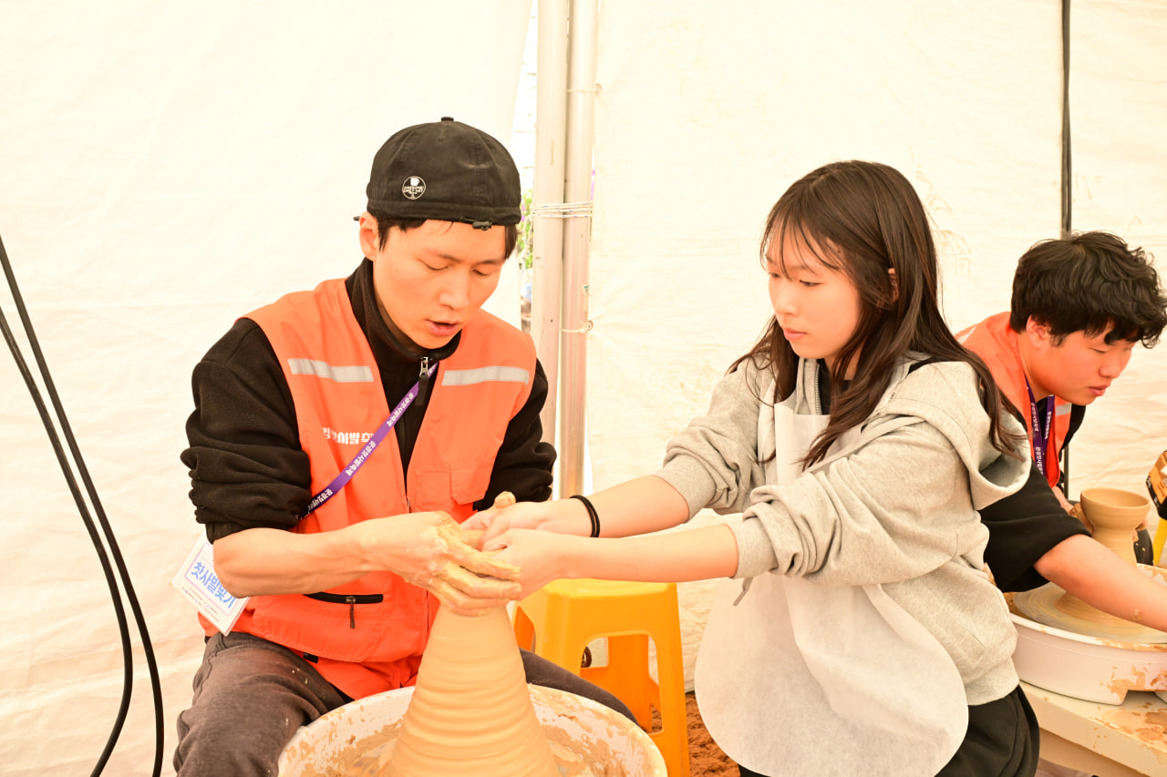 '2026 문경찻사발축제' 게시글의 사진(23) 'photo_25_2026-05-05_15-31-12.jpg'
