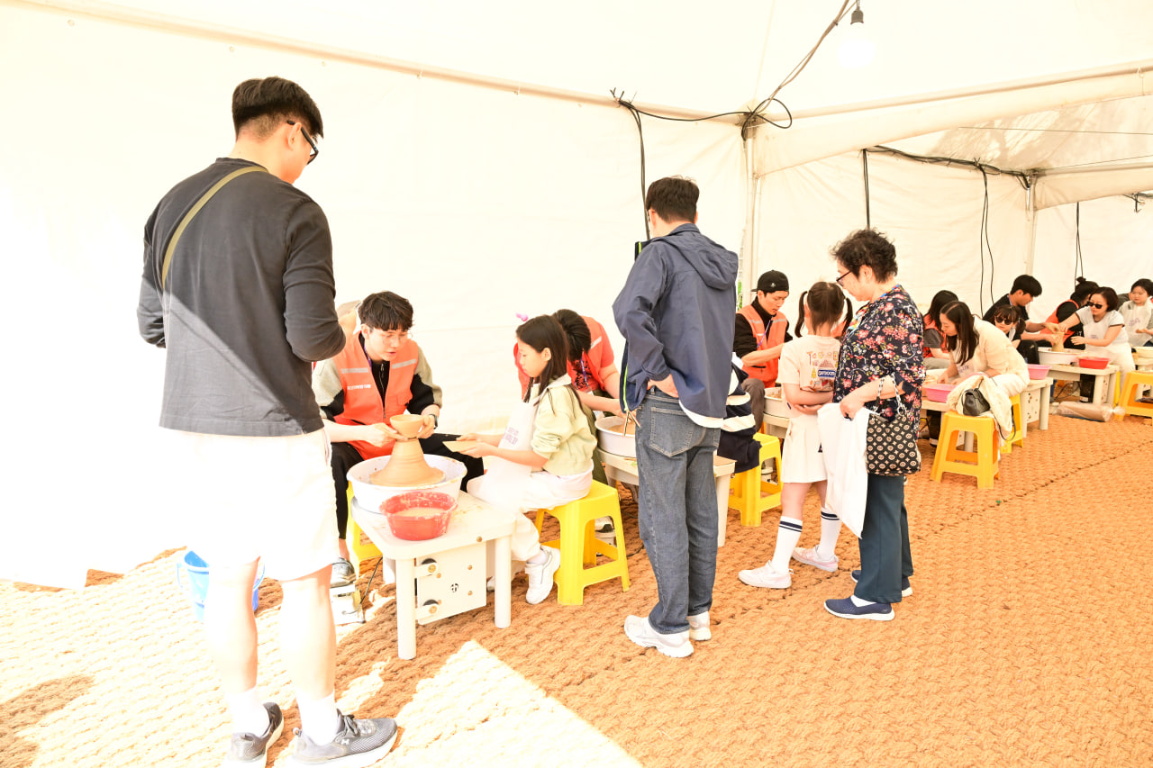 '2026 문경찻사발축제' 게시글의 사진(22) 'photo_24_2026-05-05_15-31-12.jpg'